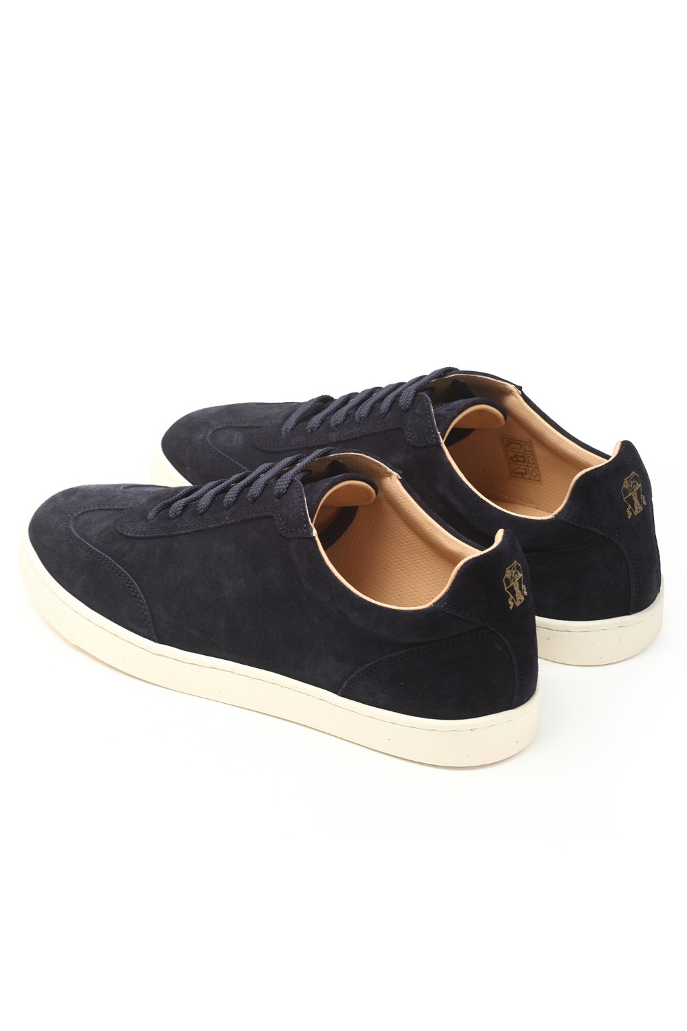 shop BRUNELLO CUCINELLI Saldi Scarpe: Brunello Cucinelli sneakers in camoscio con suola in lattice.
Chiusura con lacci piatti in tessuto.
Fodera in pelle.
Suola in lattice naturale.
Fondo in gomma.
Composizione: 100% PELLE DI VITELLO.
Made in Italy.. MZUSILN311-C8144 number 6238418